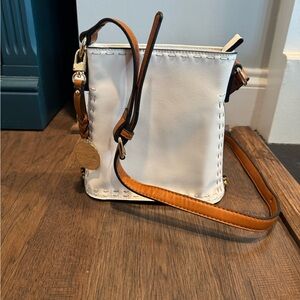 Simply Noelle White and Tan Crossbody Bag